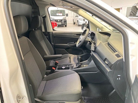 Volkswagen Caddy 9 of 21