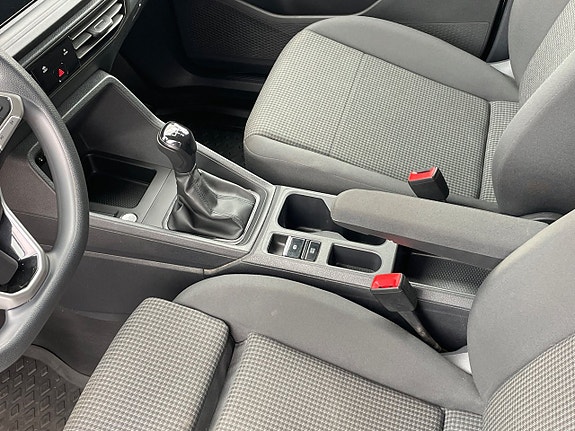 Volkswagen Caddy 19 of 25