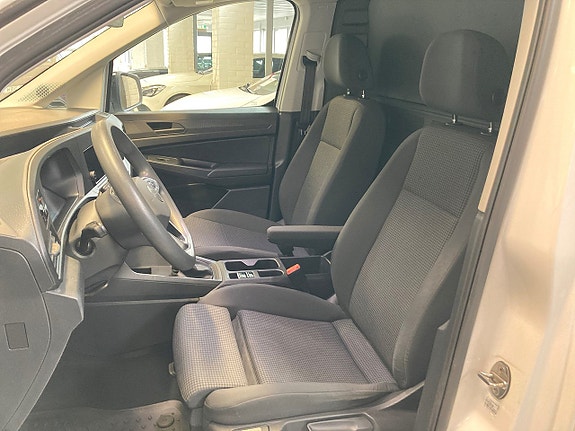 Volkswagen Caddy 8 of 21