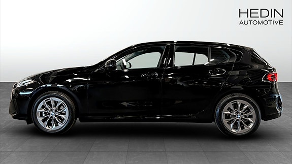 BMW 120 6 of 12