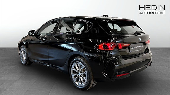 BMW 120 2 of 12