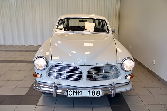Volvo Amazon 3 of 5