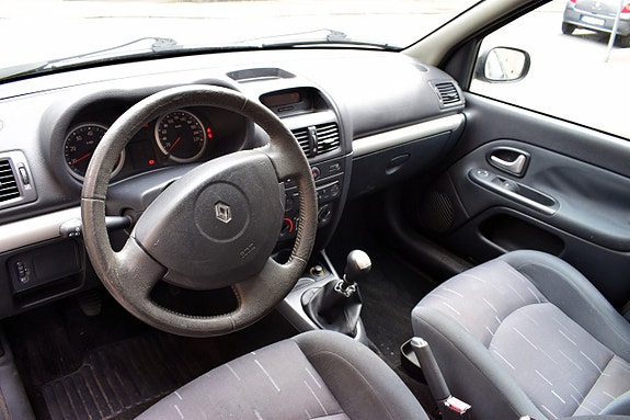 Renault Clio 7 of 7