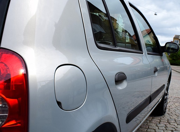 Renault Clio 2 of 7
