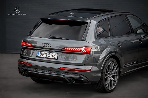 Audi Q7 28 of 28