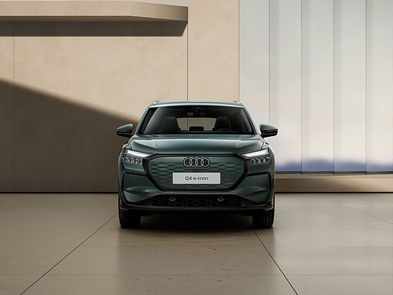 Audi Q4 e-tron 7 of 10
