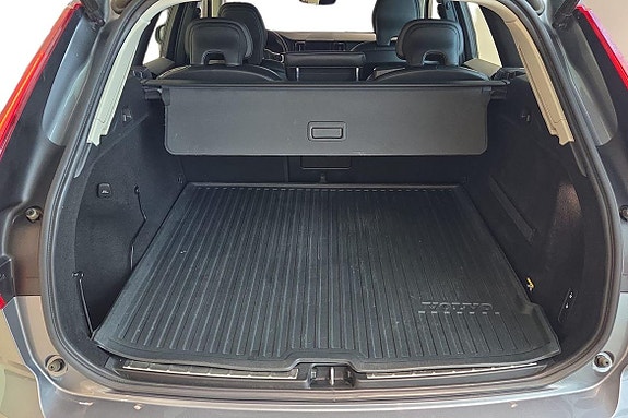 Volvo XC60 18 of 23