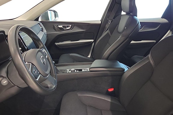 Volvo XC60 7 of 23