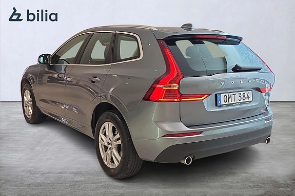 Volvo XC60 2 of 5