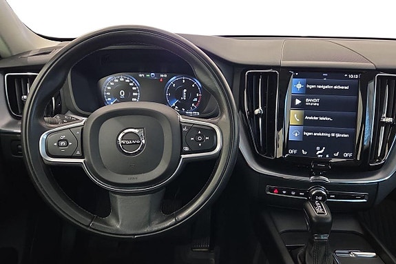 Volvo XC60 9 of 23