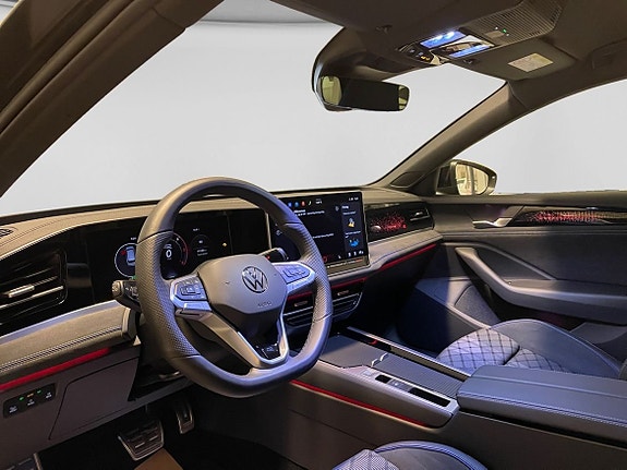 Volkswagen Passat 4 of 5