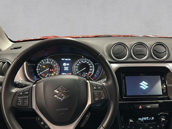 Suzuki Vitara 12 of 18