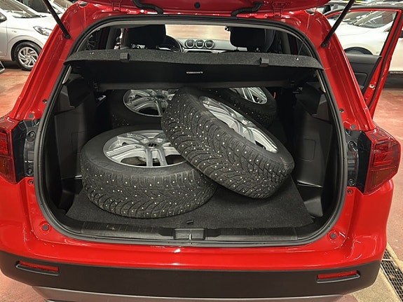 Suzuki Vitara 9 of 18