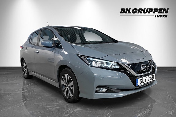 Nissan Leaf 4 of 5