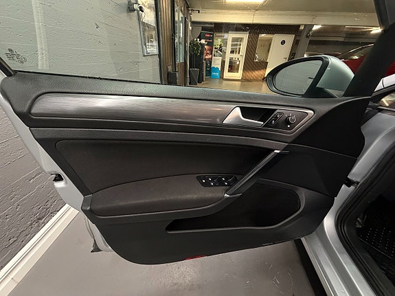 Volkswagen Golf-Serie 11 of 19