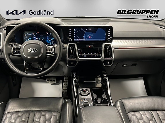 Kia Sorento 7 of 24