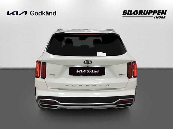 Kia Sorento 5 of 24