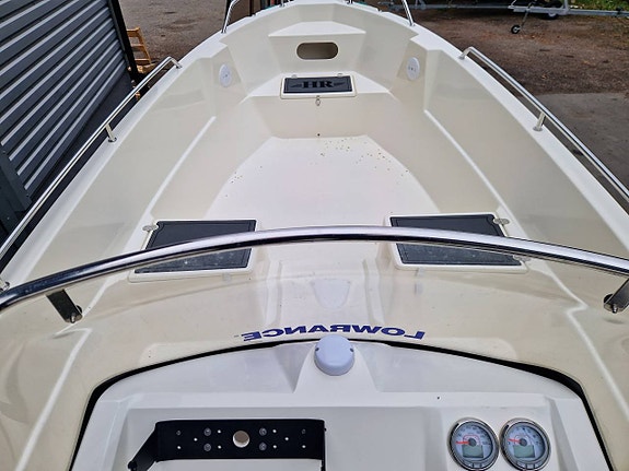 HR 600 F -21 Evinrude 115 E-tec Trailer 80 Km/h 6 of 7