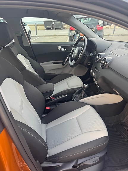 Audi A1 4 of 5
