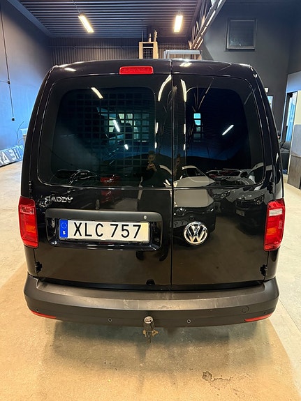 Volkswagen Caddy 8 of 17