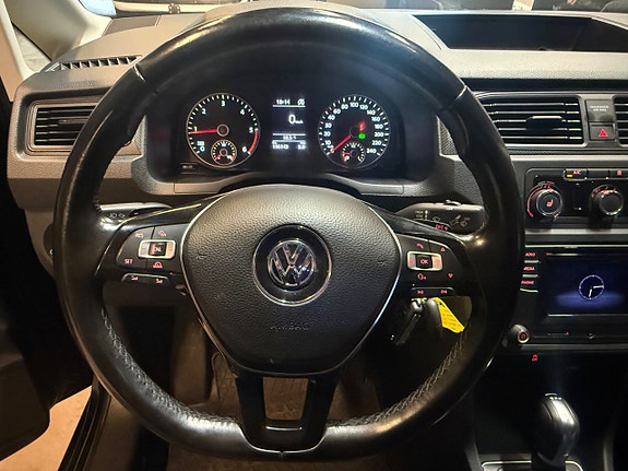 Volkswagen Caddy 11 of 17
