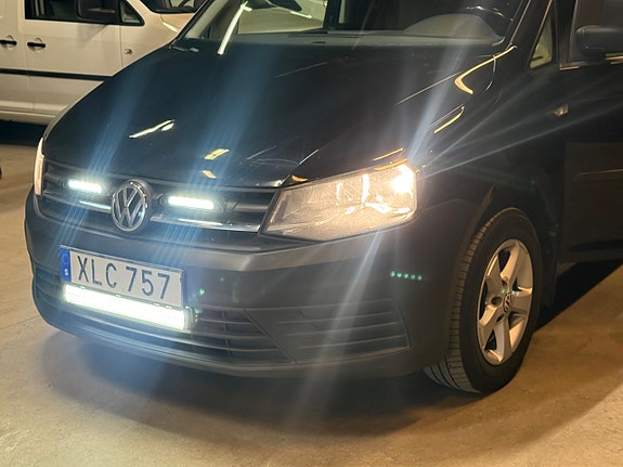 Volkswagen Caddy 3 of 5