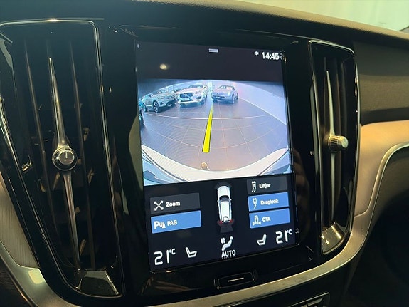 Volvo V60 Cross Country 14 of 19