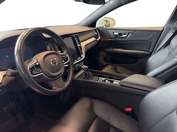 Volvo V60 Cross Country 15 of 19