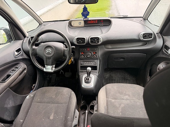 Citroen C3 Picasso 19 of 25