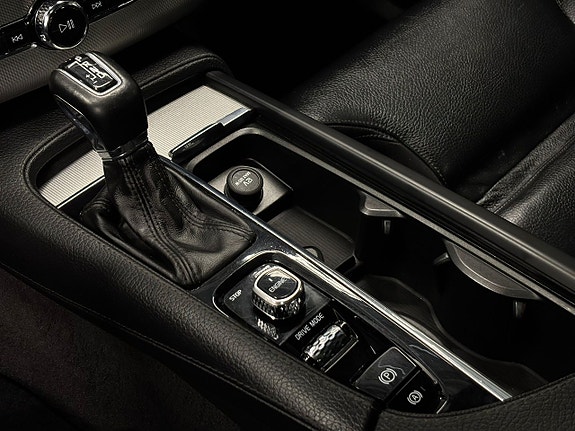 Volvo XC90 23 of 30