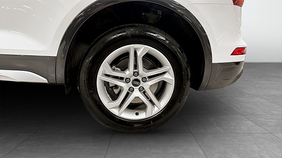 Audi Q5 6 of 15