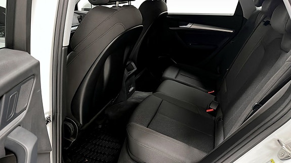 Audi Q5 12 of 15
