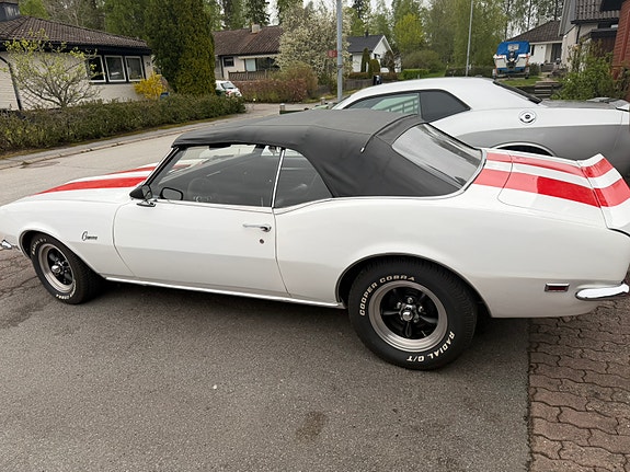 Chevrolet Camaro 4 of 5