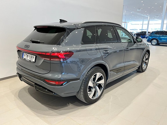 Audi Q6 e-tron 3 of 5