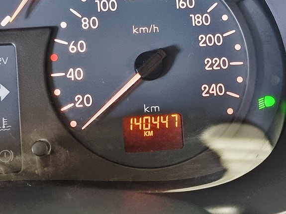 Renault Clio 12 of 24