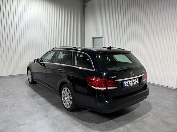 Mercedes-Benz E300 8 of 18