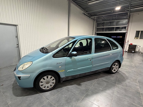 Citroen Xsara Picasso 4 of 5