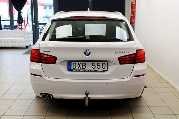BMW 525d 8 of 25