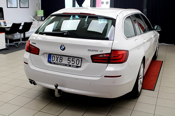 BMW 525d 9 of 25