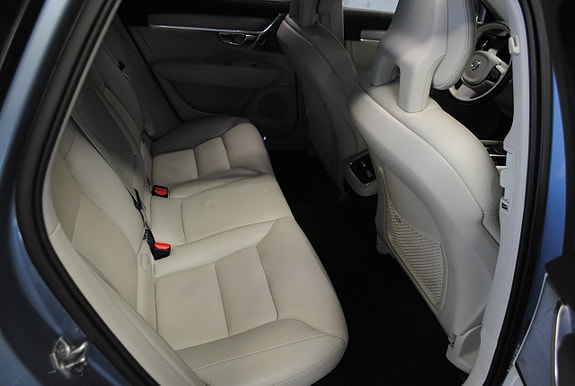 Volvo V90 6 of 11