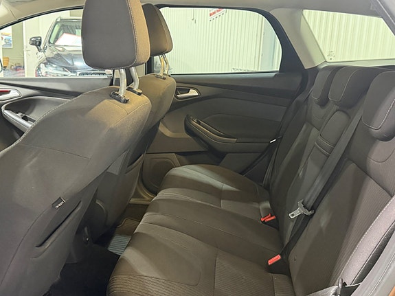 Ford Focus 13 of 14