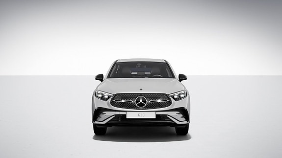 Mercedes-Benz GLC400 e 8 of 16