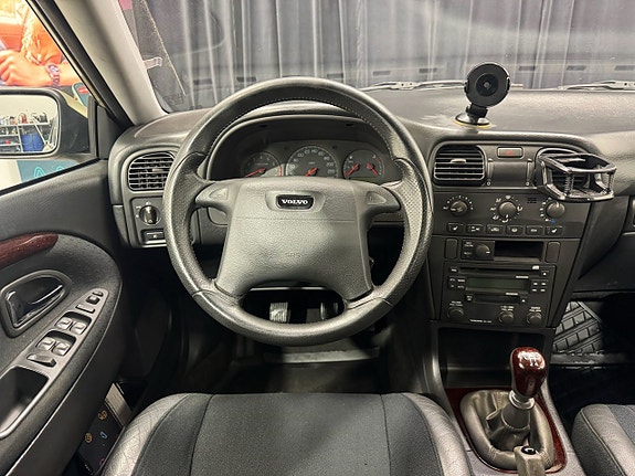 Volvo S40 13 of 17
