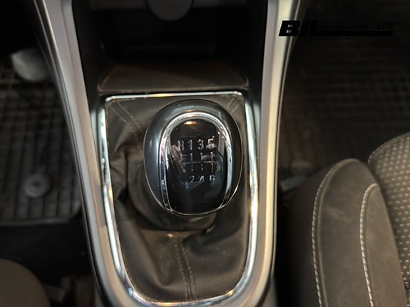 Opel Astra 12 of 15
