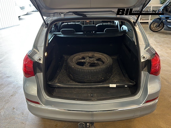 Opel Astra 14 of 15