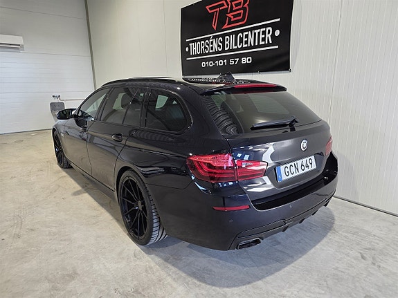 BMW M550d 3 of 5