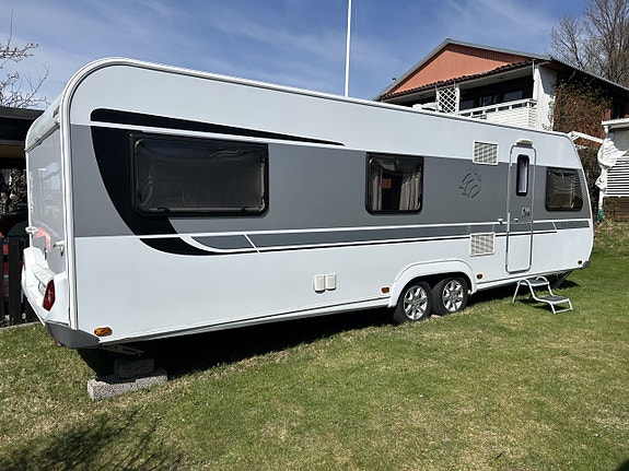 Knaus 750 UFK Silver Selection Barnkammarvagn 2 of 16