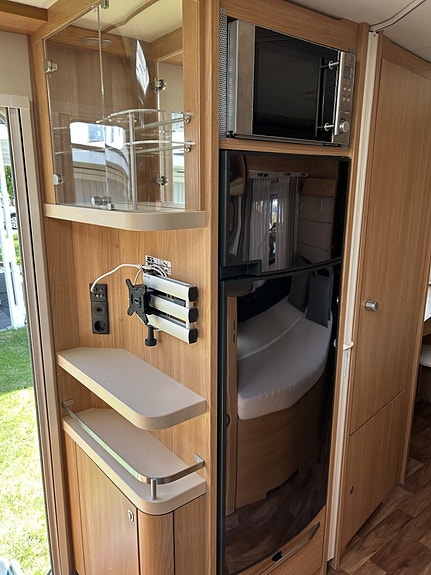 Knaus 750 UFK Silver Selection Barnkammarvagn 14 of 16