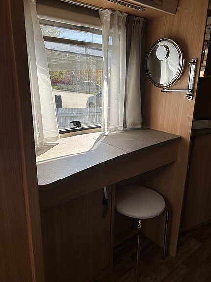 Knaus 750 UFK Silver Selection Barnkammarvagn 11 of 16