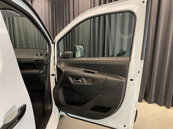 Opel Combo 23 of 30
